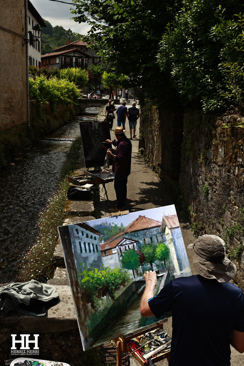 Fotografía de la colección ganadora del Rally fotográfico de Lesaka en 2023, tema Arte urbano