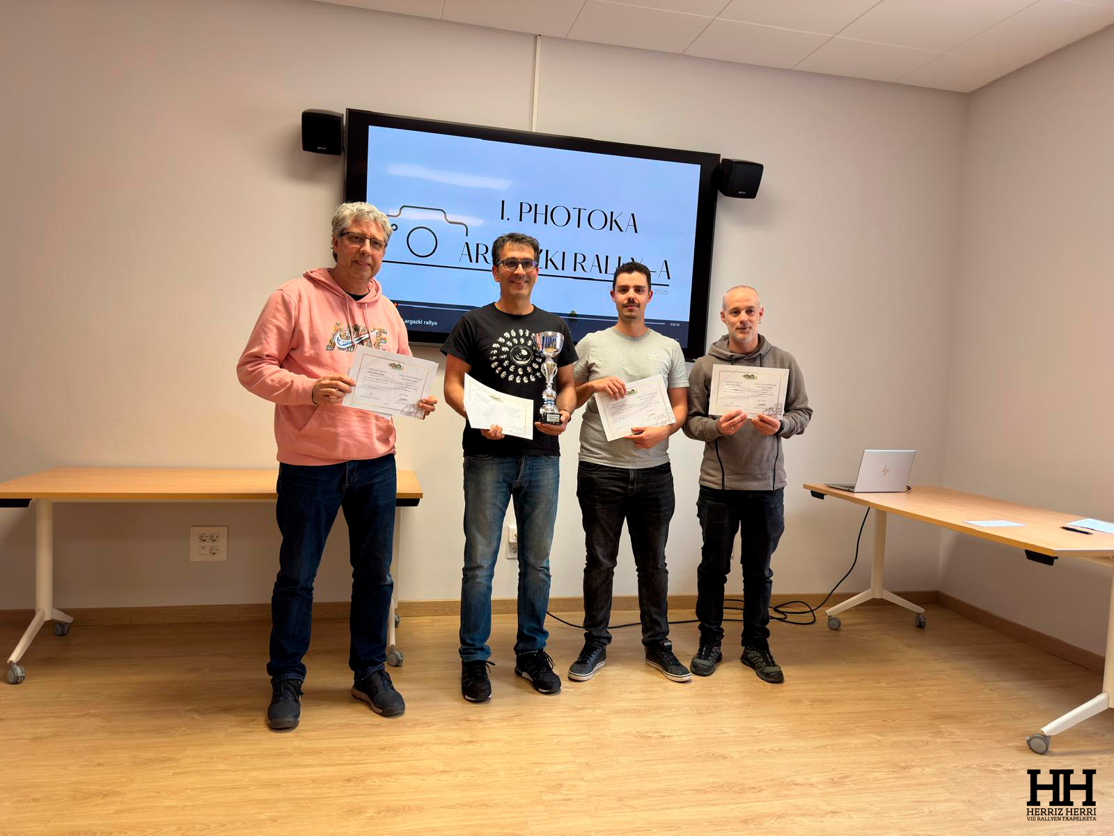 Premiados del rally fotográfico de Gernika 2025