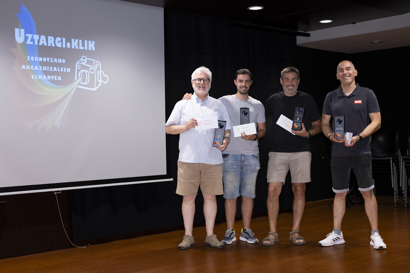 Sergio Salgado, Eneko Bilbao, Jose Ángel Amuchastegui y Gorka Gómez, los ganadores del rally fotográfico Uztargi.klik de Amorebieta en 2025